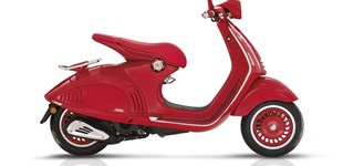 Vespa 946 125 i.e. 3V RED 2018 vs Vespa Sprint 125 S 2024